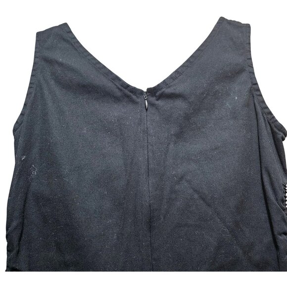 Black Sleeveless V-Neck Sheath Dress With Ruched Front Design & Back Zip Closure - Picture 6 of 9